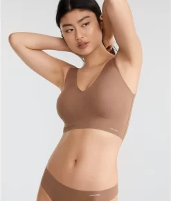 Calvin Klein Invisibles Smoothing Longline Bralette