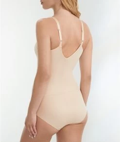 Miraclesuit Comfy Curves Firm Control Bodysuit 10 Miraclesuit Comfy Curves Firm Control Bodysuit -Fashion Underwear mir2510 warmbeige 3