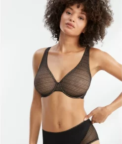 Revive Lace Plunge Bra
